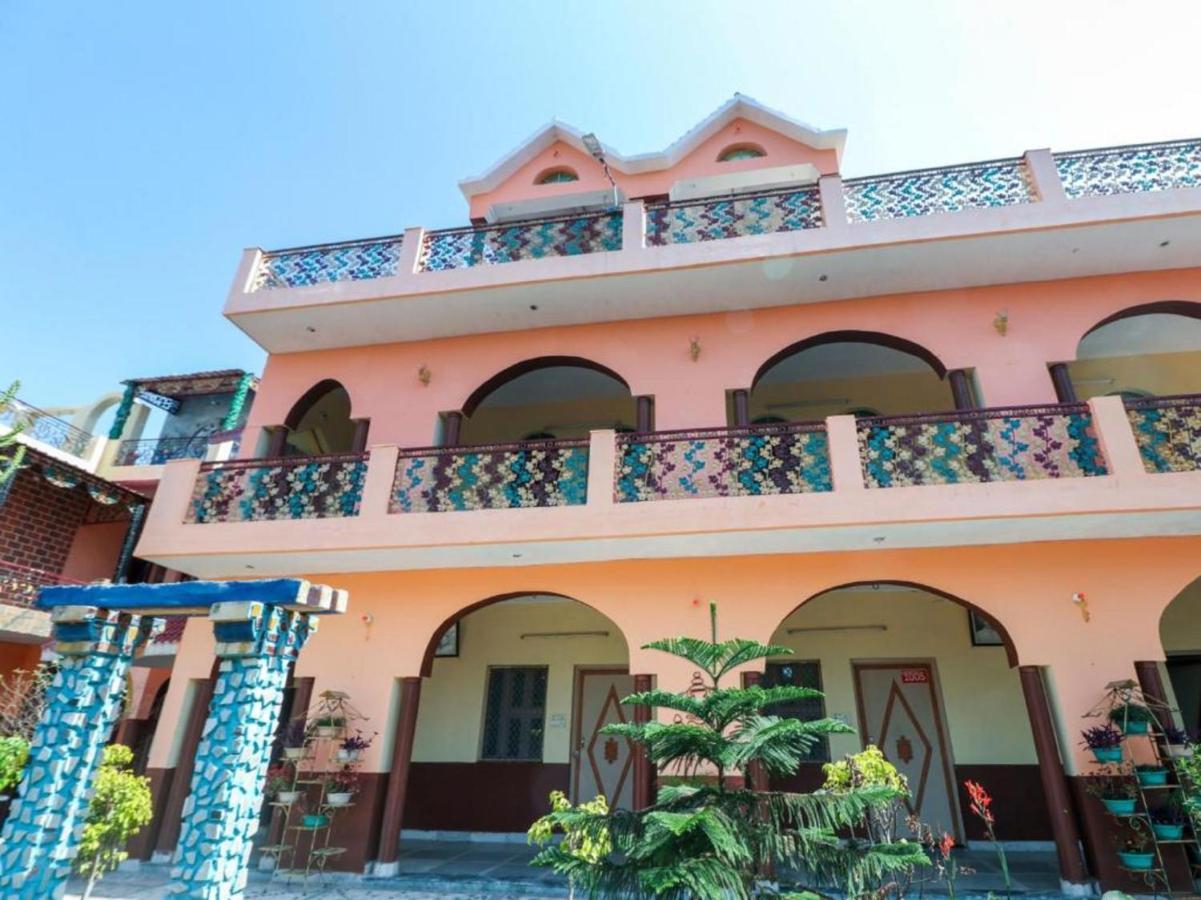 Super Townhouse 139 Ashiyana Smriti Upvan Near Emerald Mall Lucknow Bijnaur Dış mekan fotoğraf