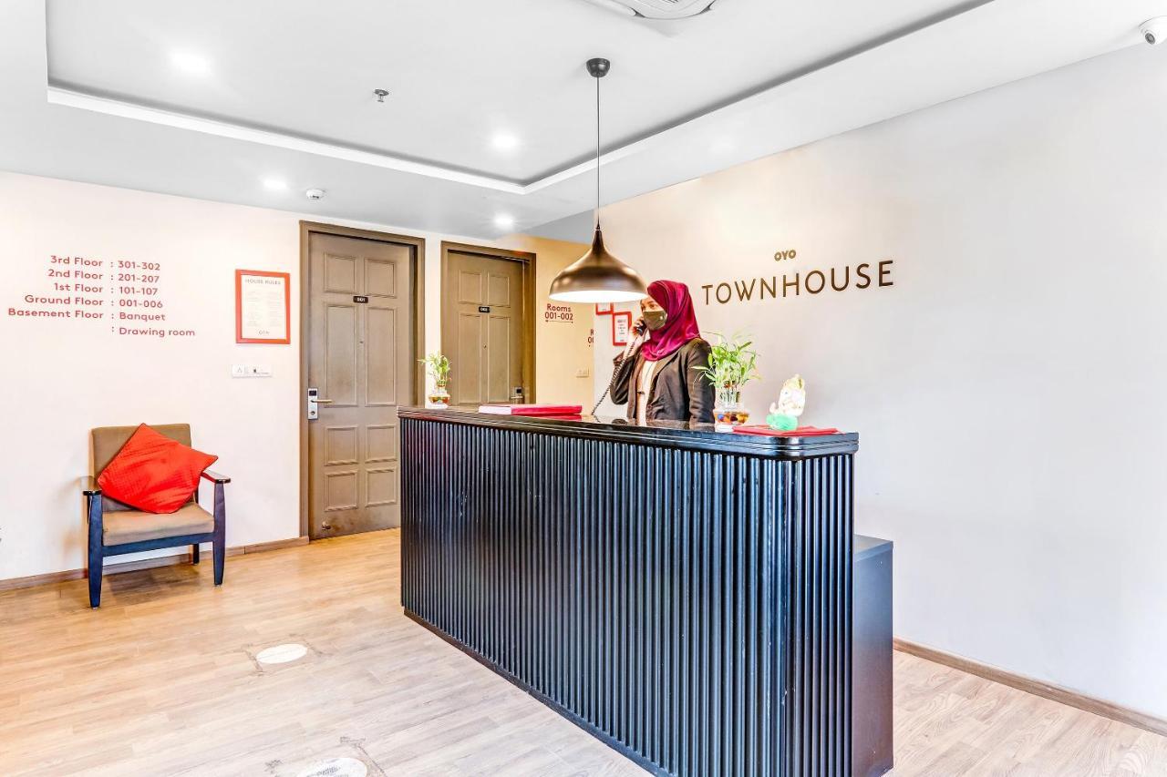 Super Townhouse 139 Ashiyana Smriti Upvan Near Emerald Mall Lucknow Bijnaur Dış mekan fotoğraf