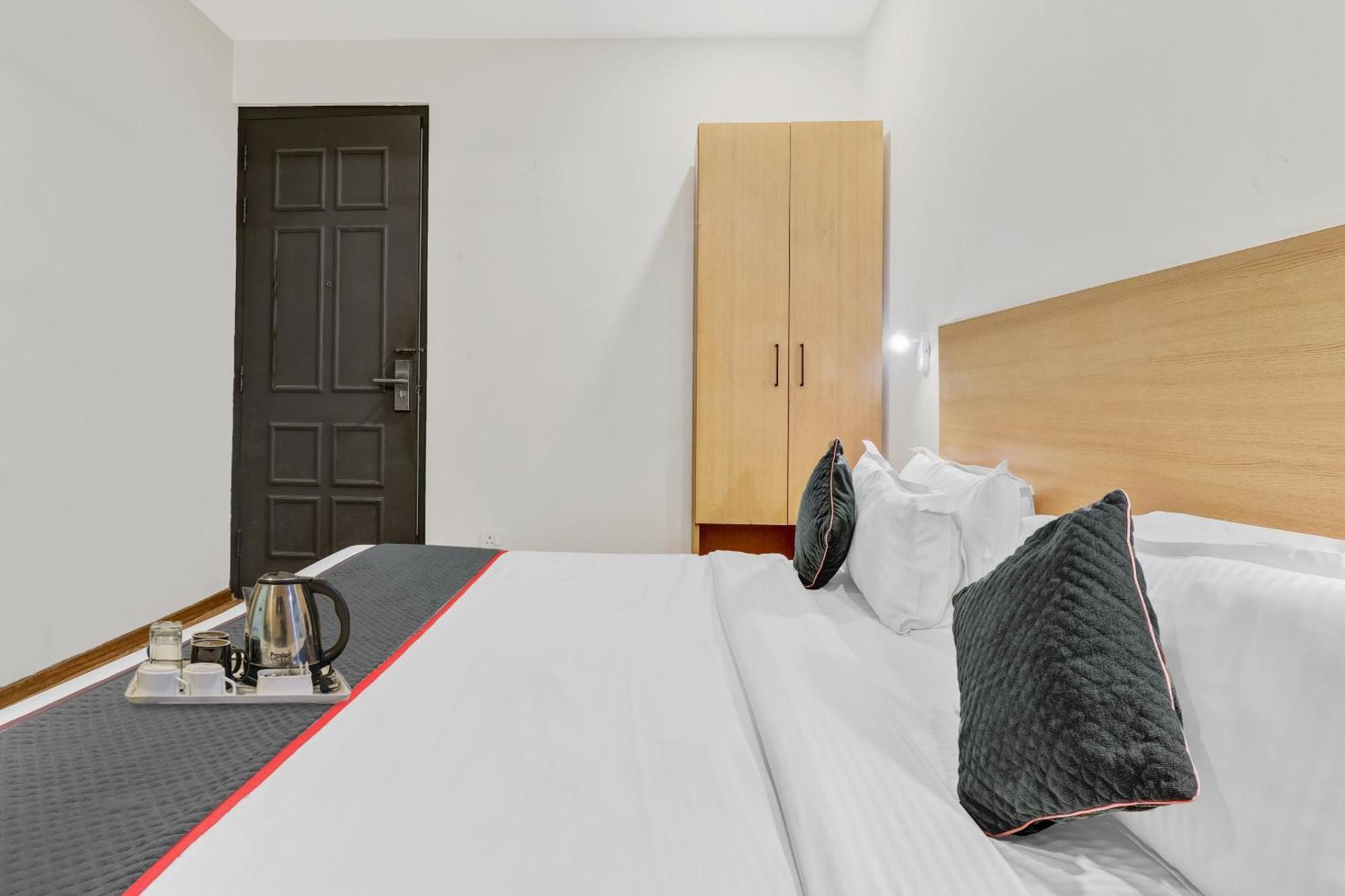 Super Townhouse 139 Ashiyana Smriti Upvan Near Emerald Mall Lucknow Bijnaur Dış mekan fotoğraf
